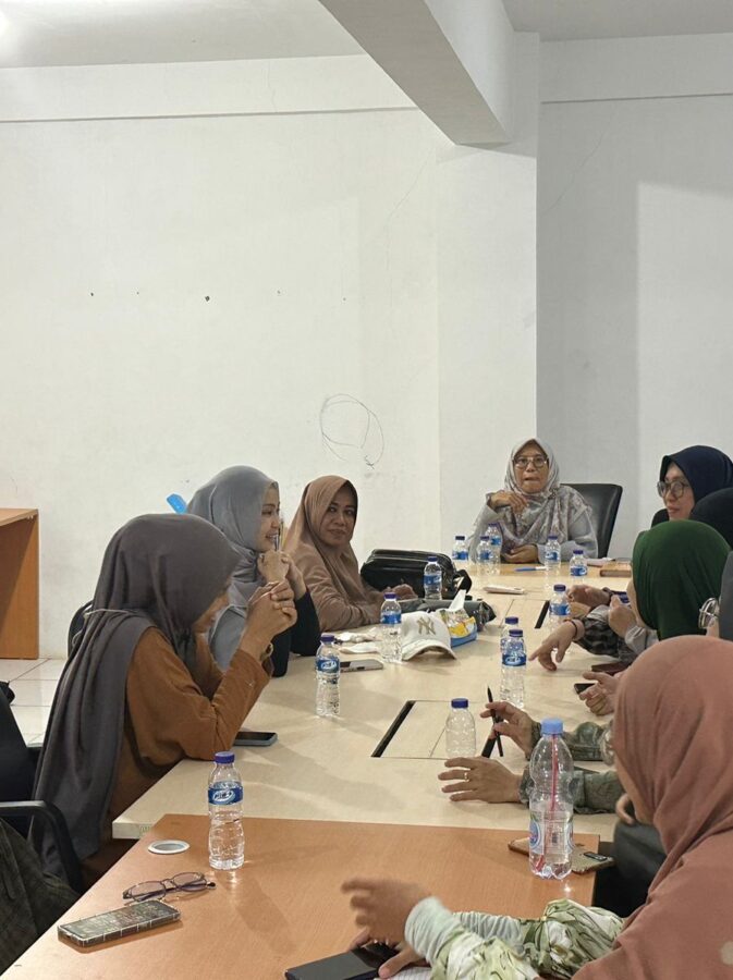 tda-perempuan-cirebon-diskusi